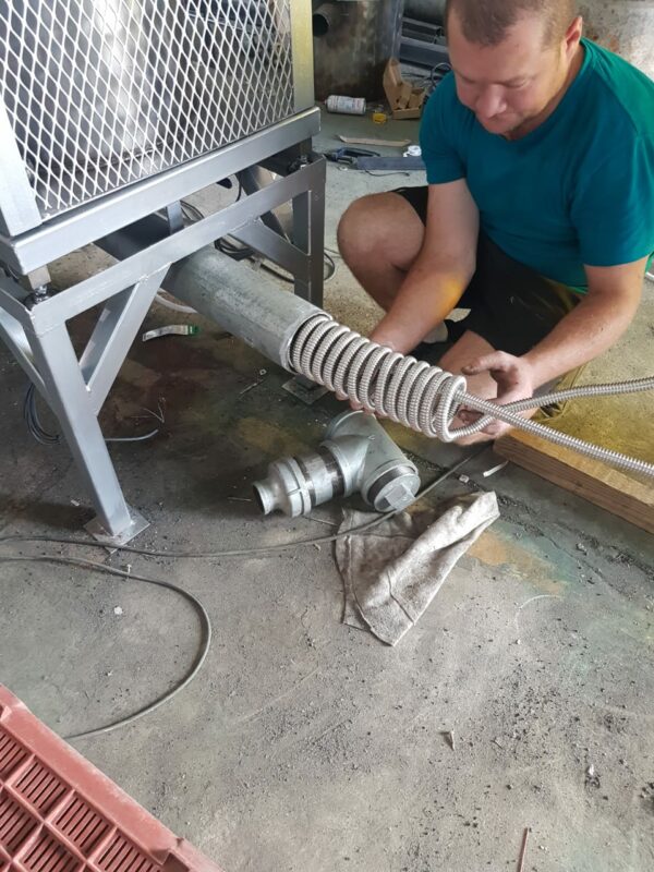 Gasifier and dye buckets