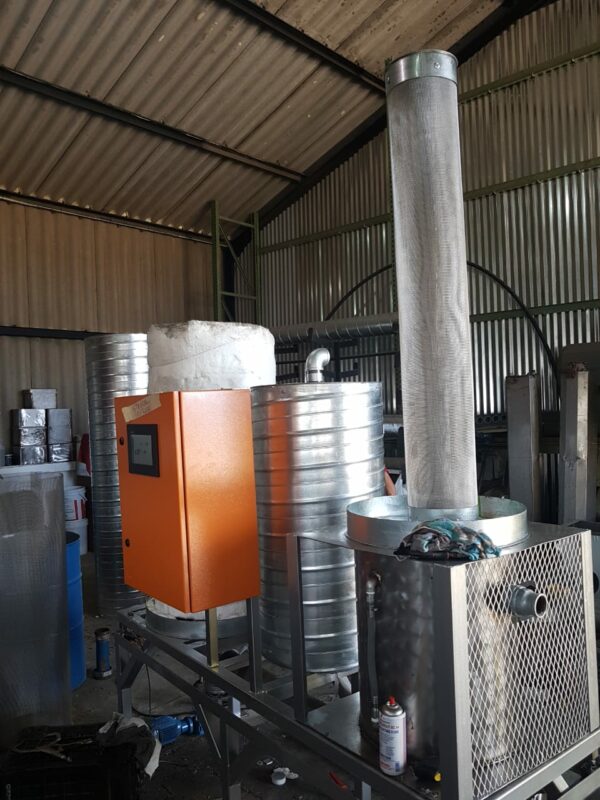 Gasifier and dye buckets