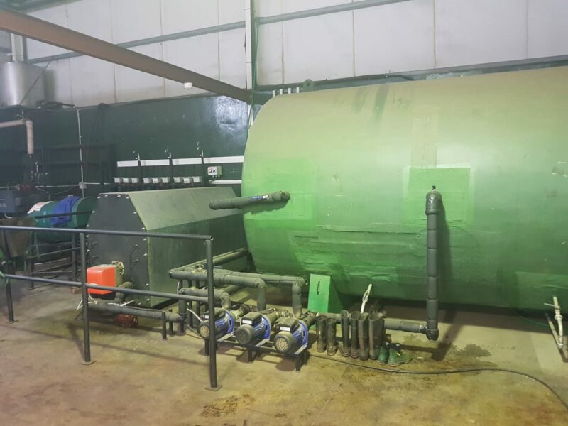 Gasifier and dye buckets